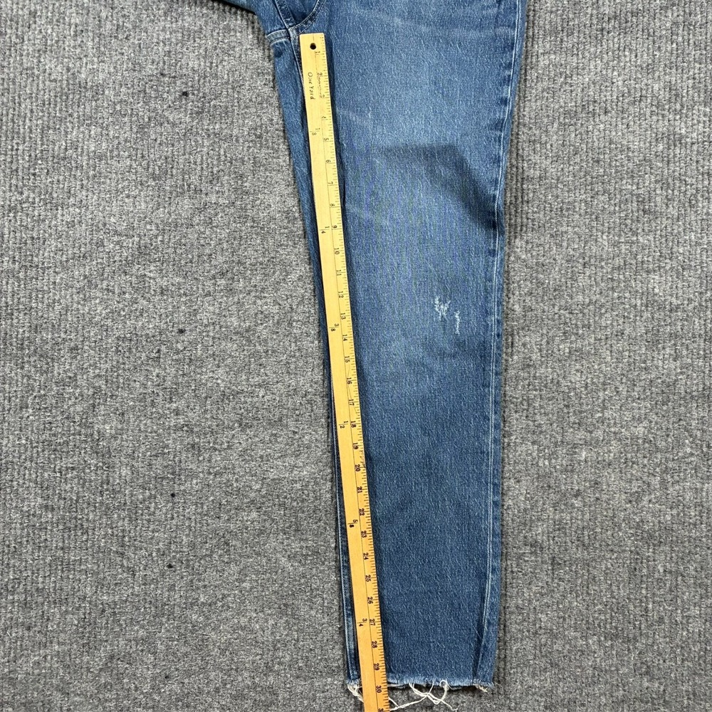 Free Assembly Womens Straight Jeans Size 6 Blue Distressed Denim Stretch Raw Hem - Picture 7 of 9